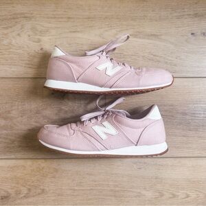 New Balance Women's 420 Pink Sneakers Size 8
